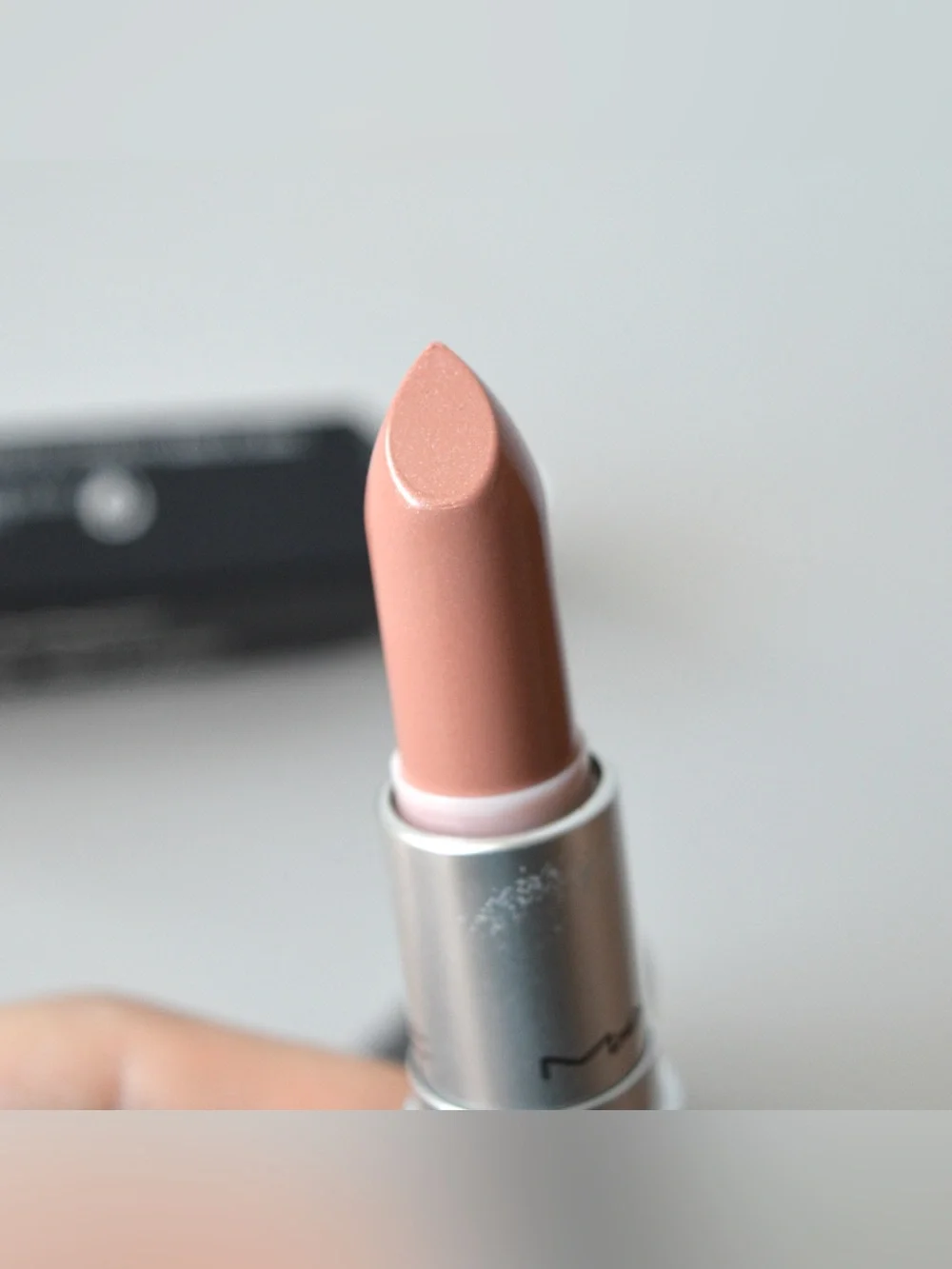 MAC Cosmetics Lipstick *FLUTTERBY* EXTRA RARE Limited Edition BNIB New